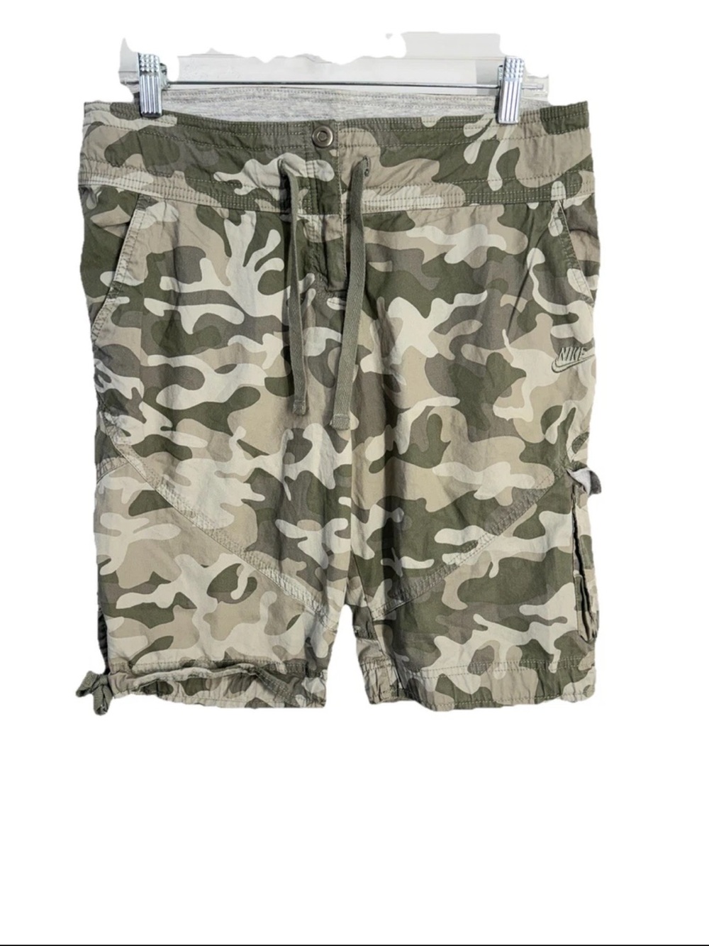 Nike Sportswear Activewear Womens M (8-10) Camo Shorts Pockets